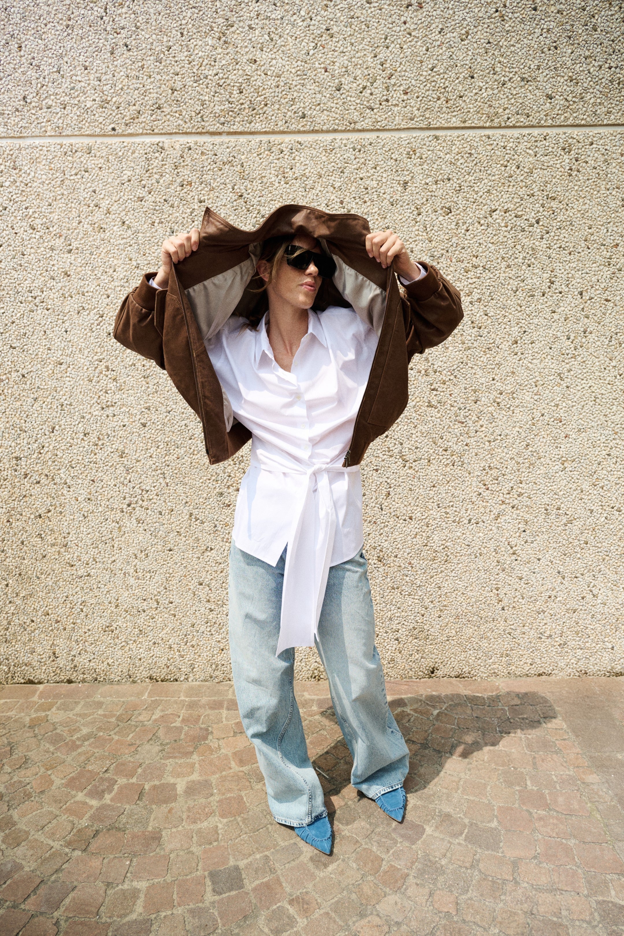 Long-Sleeve White Poplin Shirt With High-Low Hem