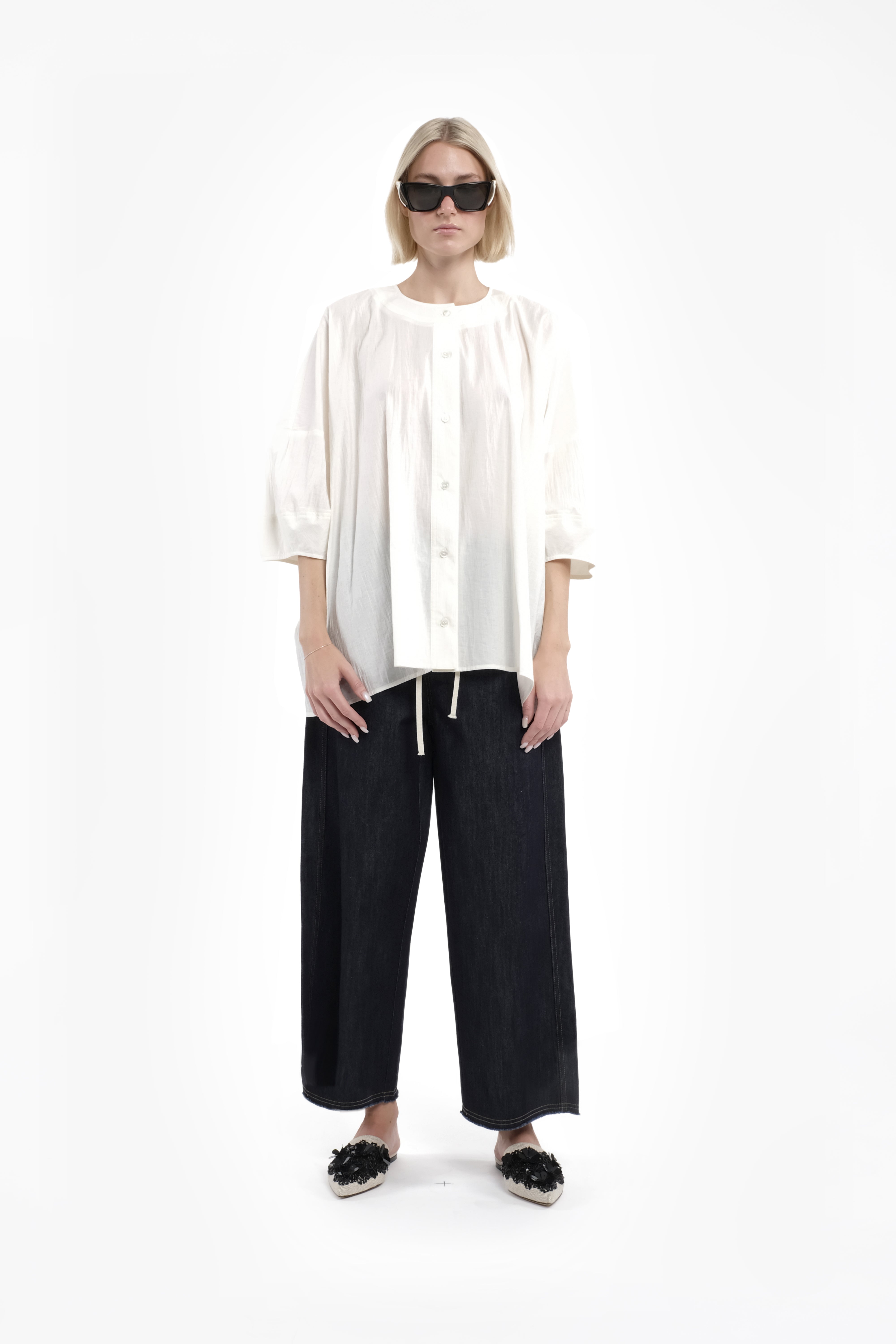 White Oversized Shirt With 3/4 Sleeves In Crinkled Cotton
