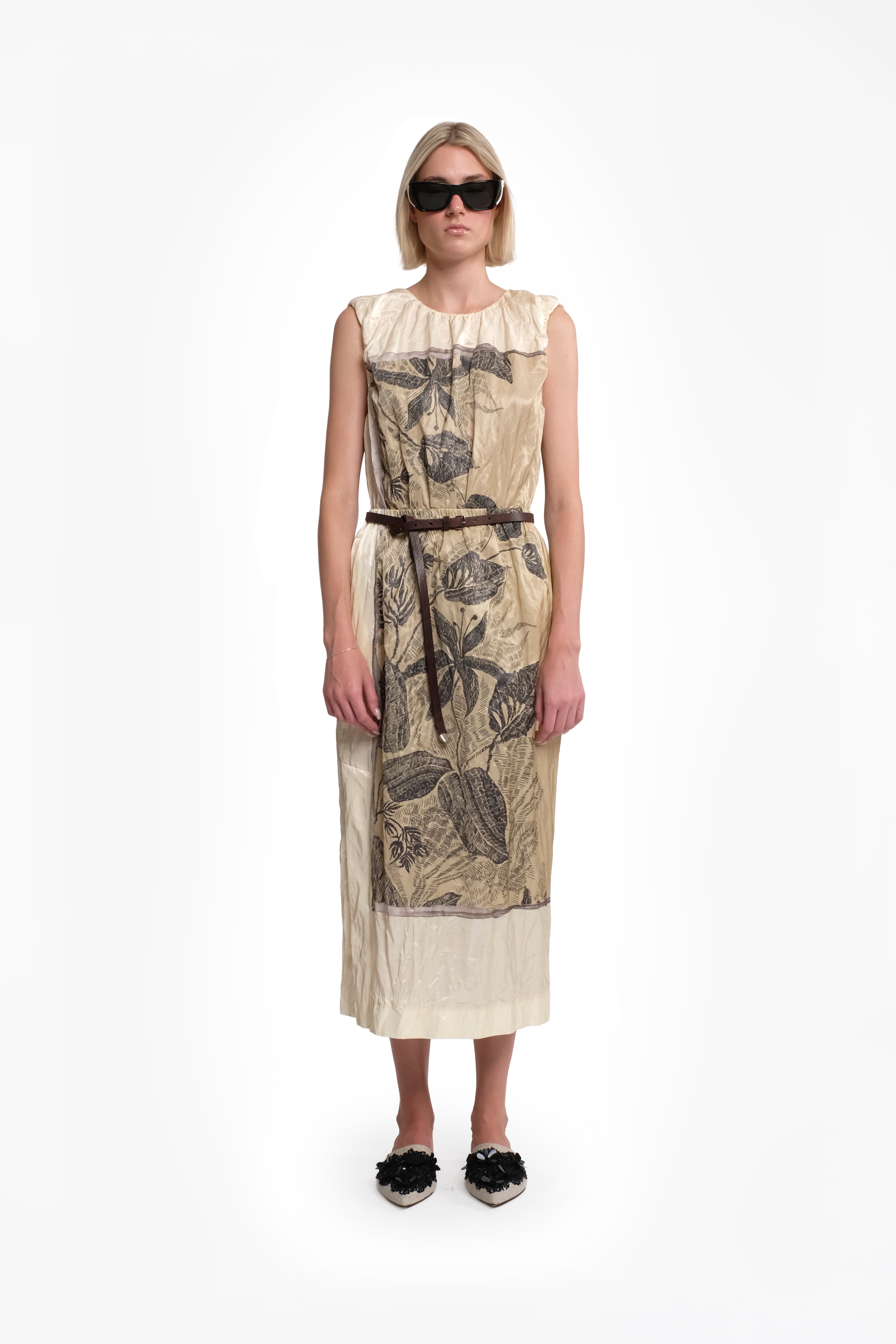 Sleeveless Long Dress With Floral Print And Shirred Waist