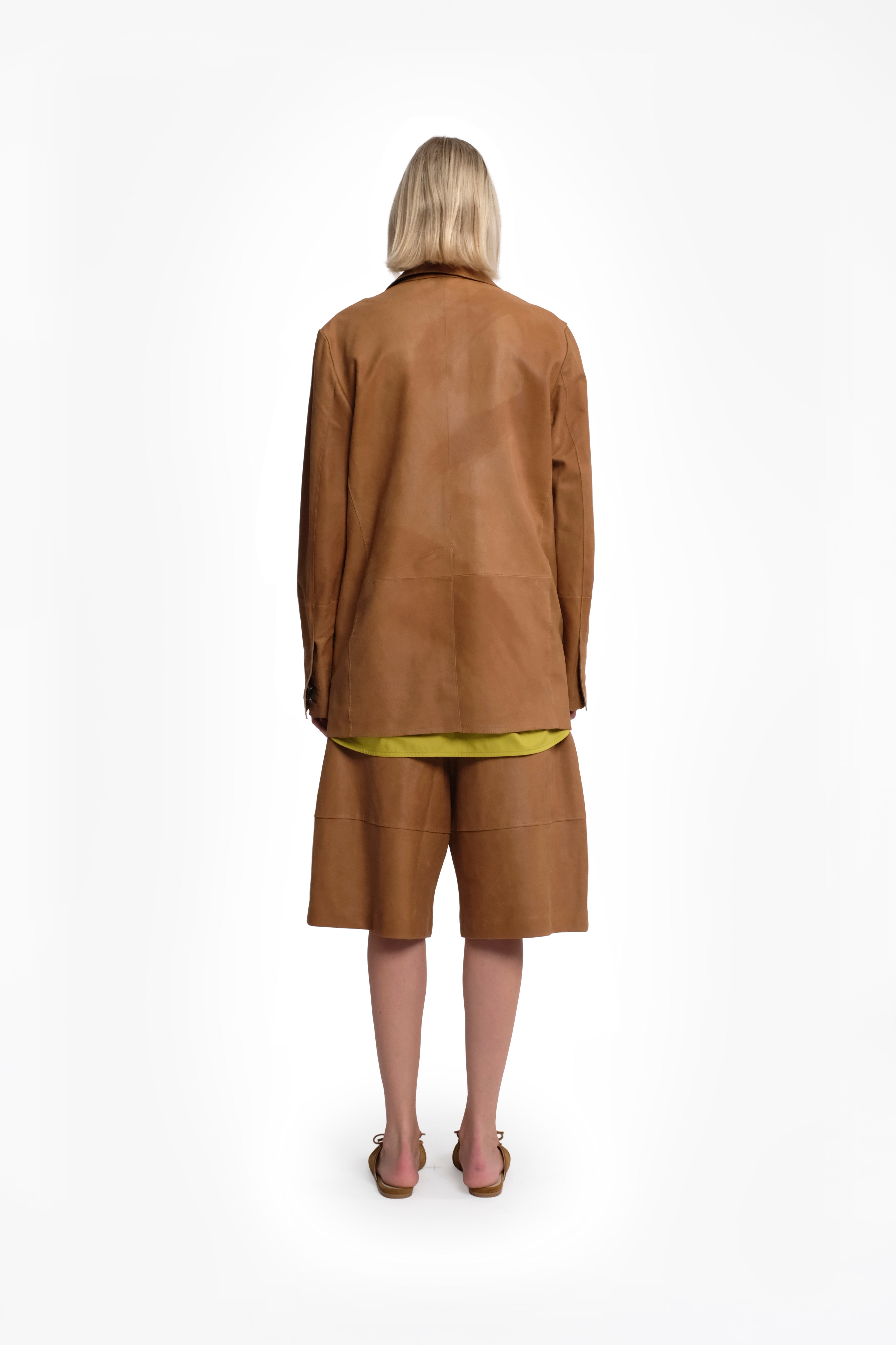 Giacca blazer monopetto in camoscio cerato beige