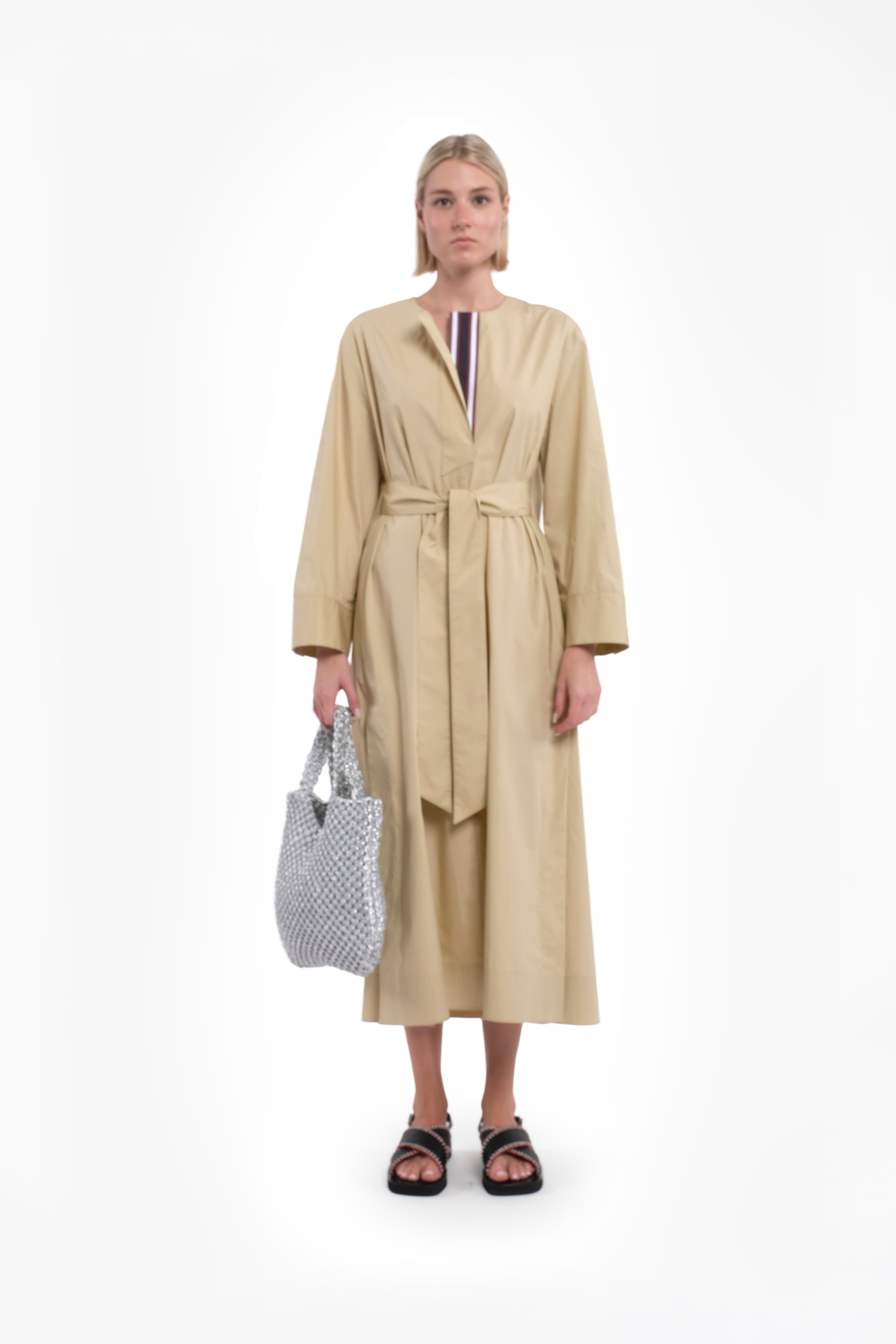 Beige Long-Sleeve Poplin Kimono Dress
