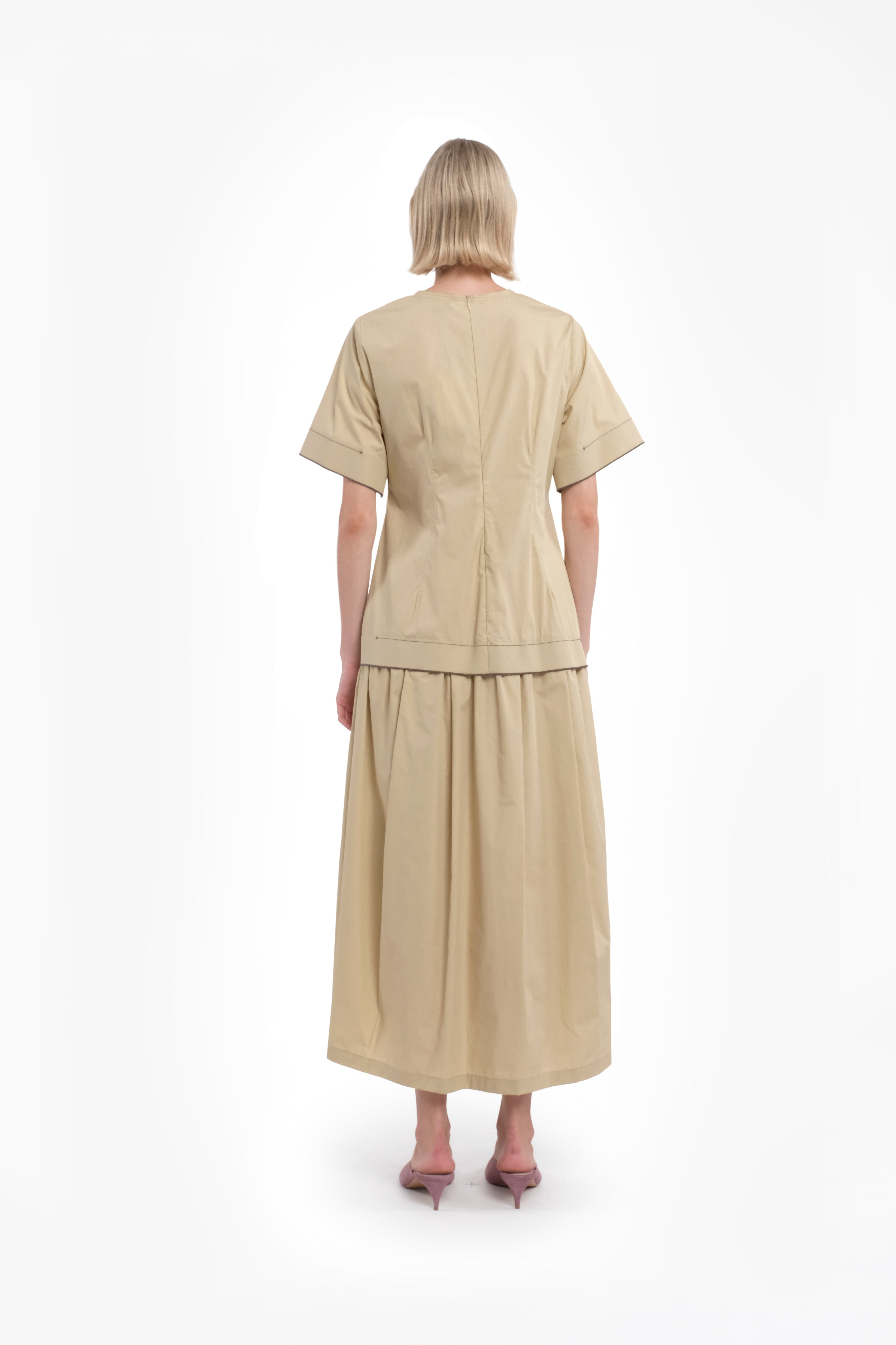 Beige Short-Sleeve Poplin Dress With Pleated Skirt