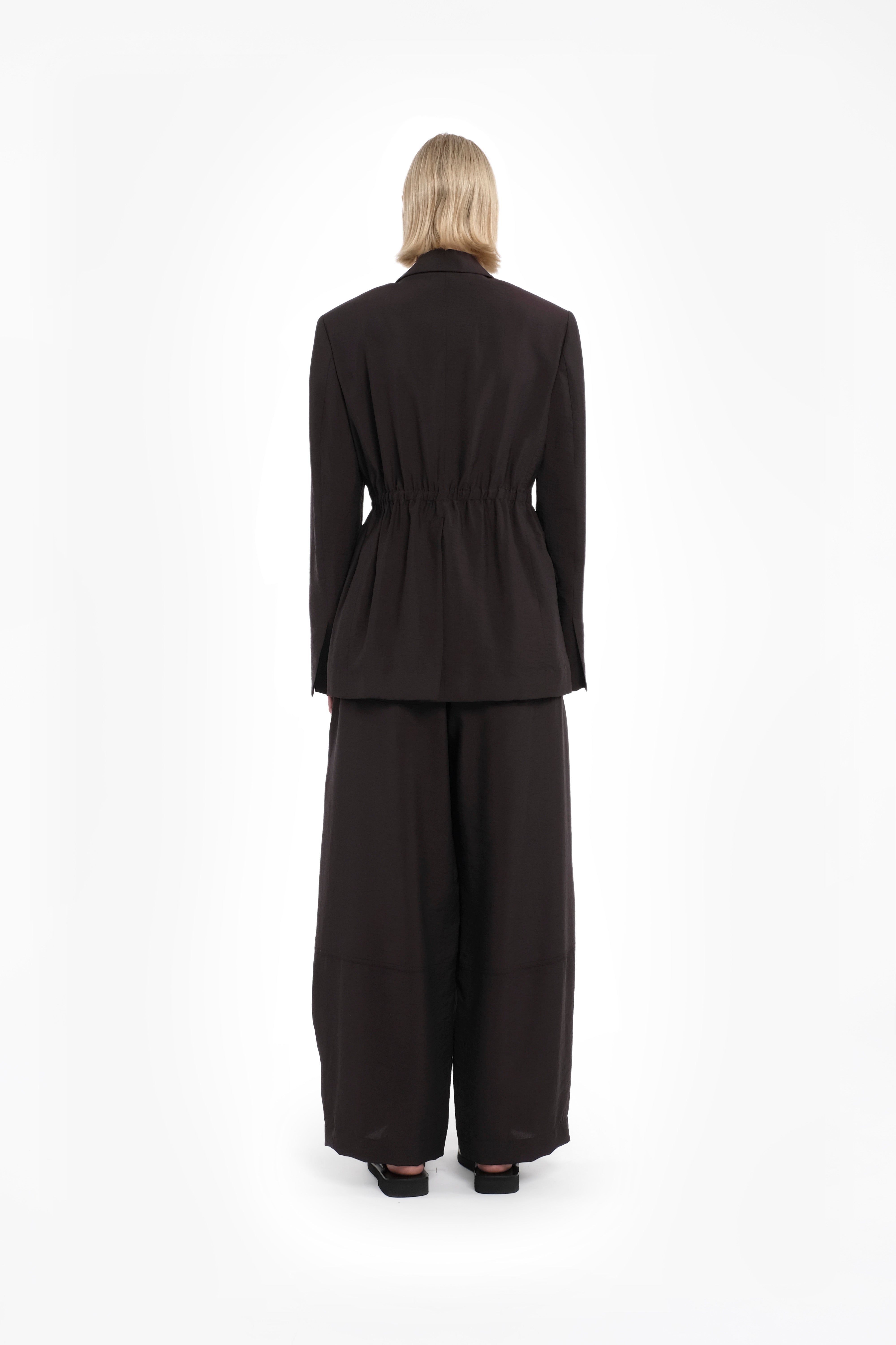 Single-Breasted Coffee Tencel Blazer With Fitted Waist