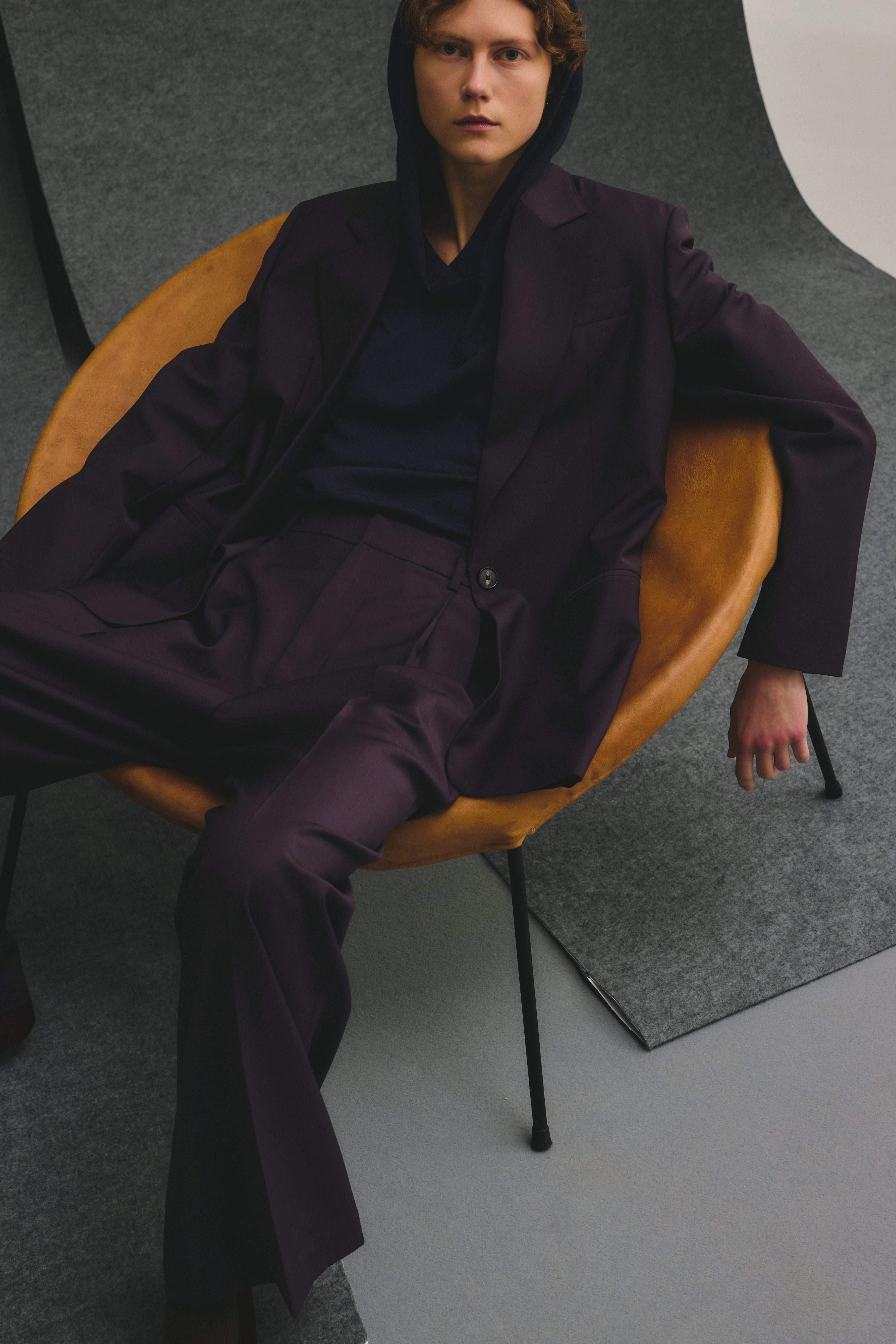 Blazer sartoriale monopetto viola scuro in lana tecnica