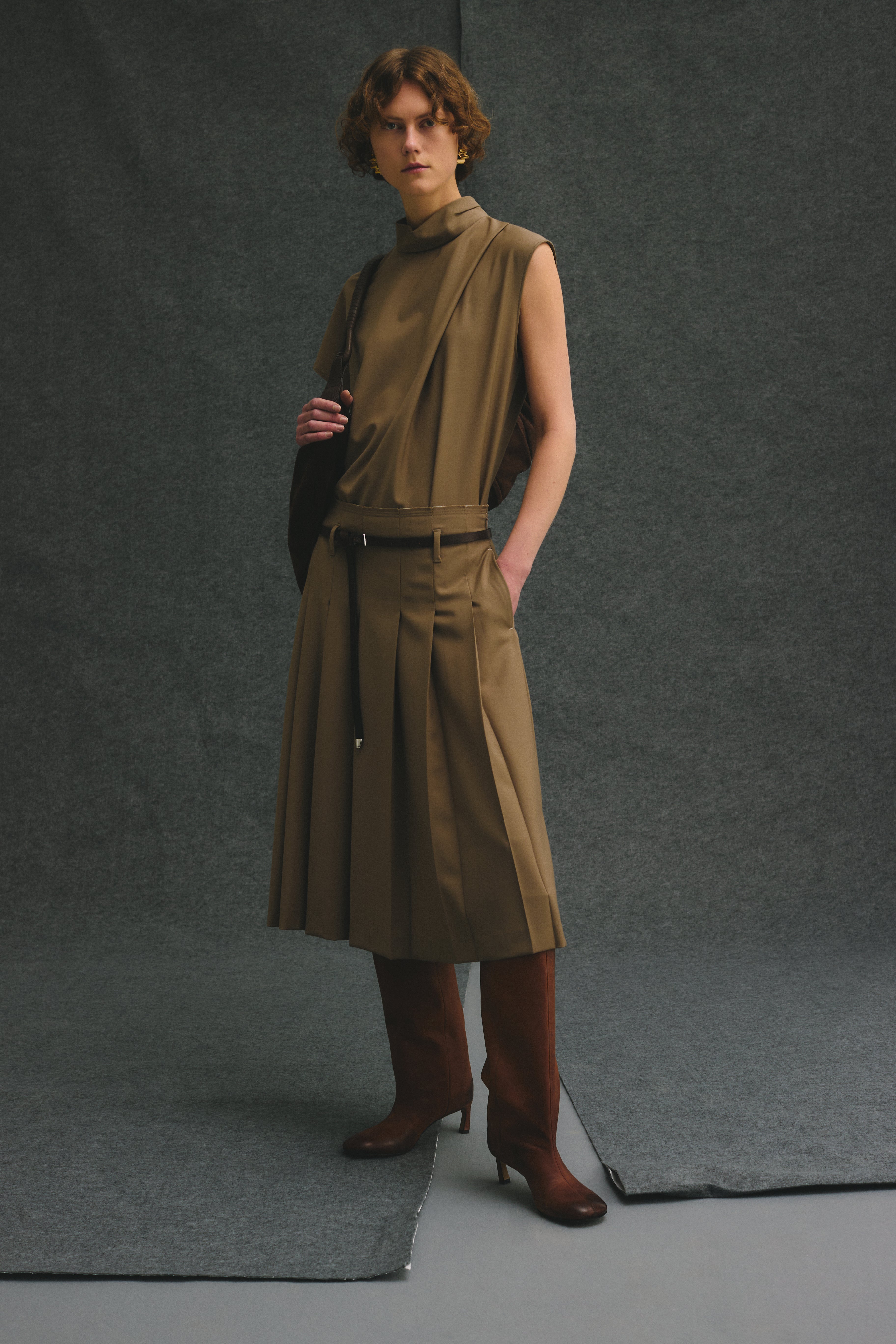 Beige Pleated Midi Skirt In Polyester And Wool Blend