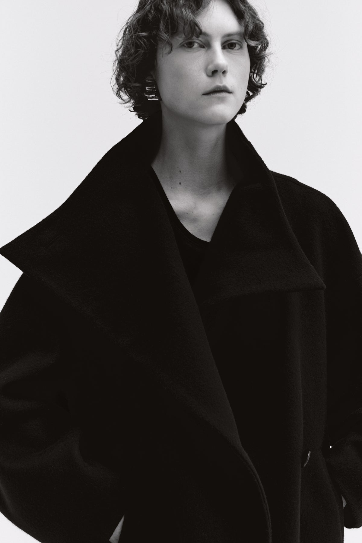Dark Blue Long Wool Cloth Coat With Wide Collar