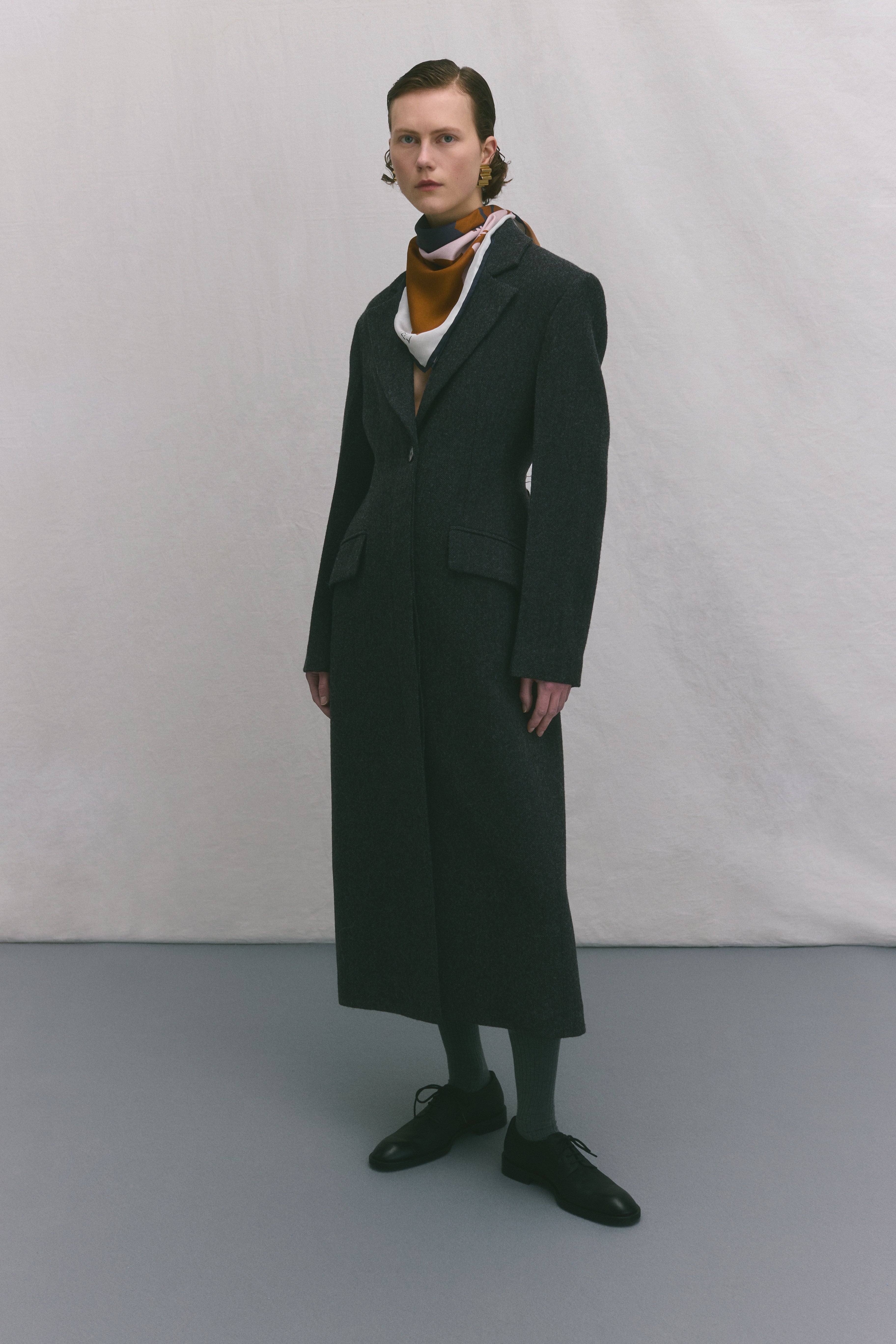 Long Anthracite Grey Wool Cloth Coat With Tailored Waist