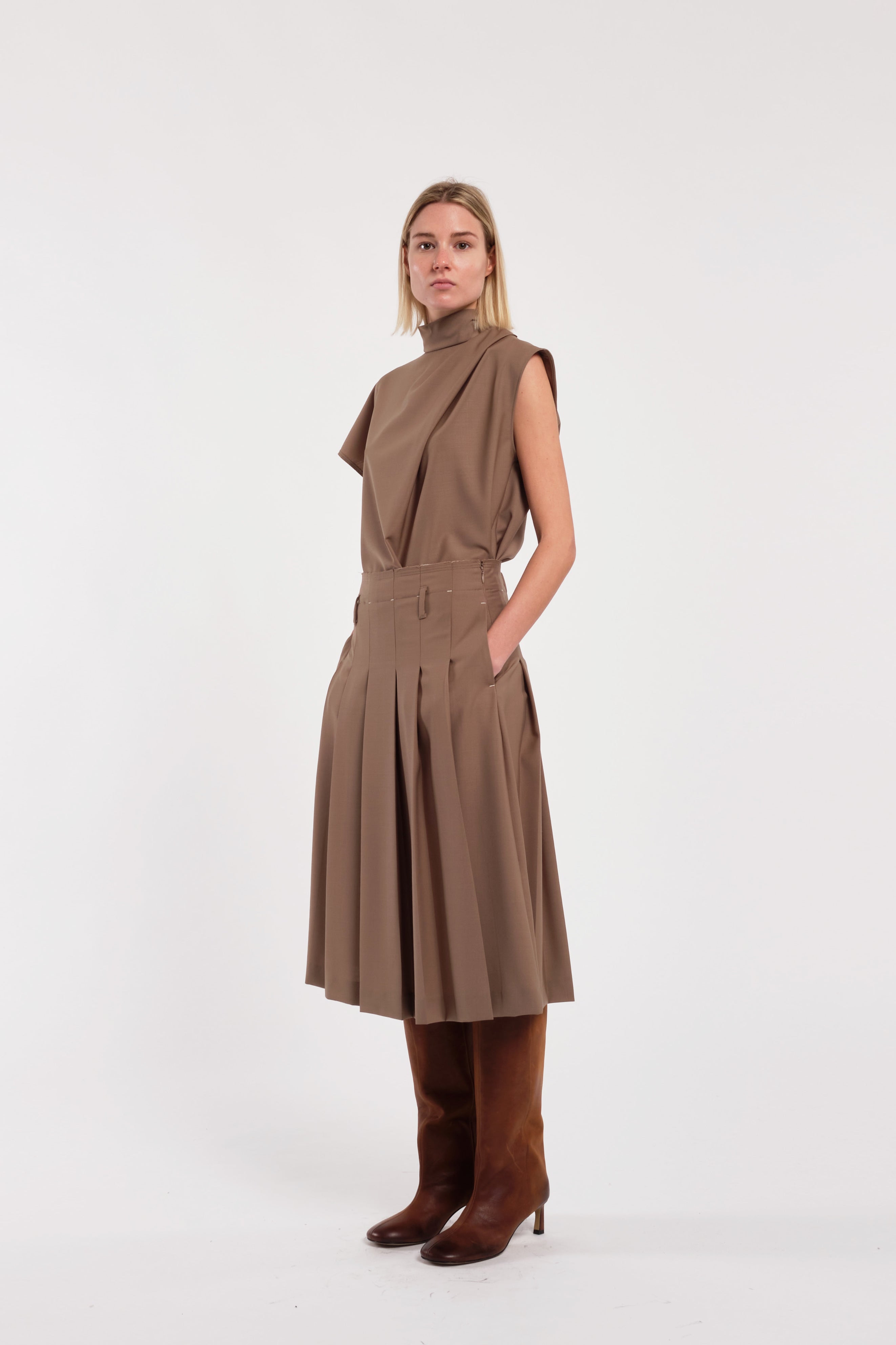 Beige Asymmetrical Short-Sleeve Shirt In Polyester And Wool Blend