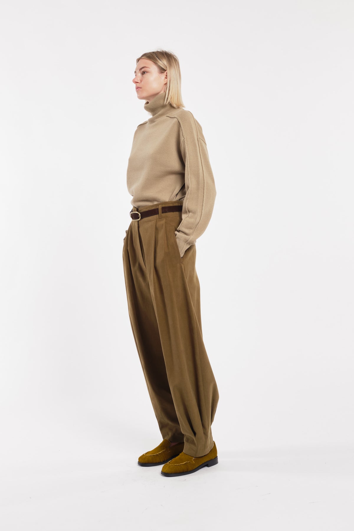 Safari Color Turtleneck Sweater With Textured Seams